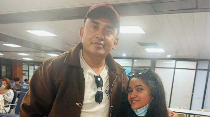 नयाँ सरकारले पनि बुझेन ‘धुर्मुस’को पीडा, भारीमन र अधुरा सपना बोकेर फर्किँए अमेरिका