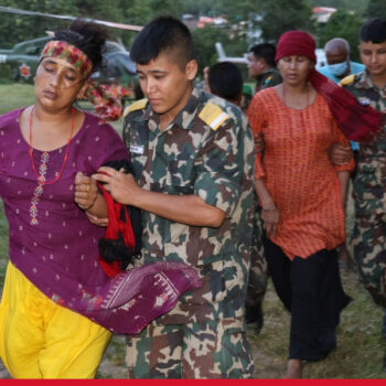 नेपाली सेनाले गर्‍यो ४४९ को उद्धार, १७ जना विदेशी
