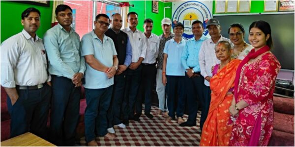 बाढीपीडितका लागि बौद्धिक एजुकेसन एकेडेमीको २५ हजार सहयोग