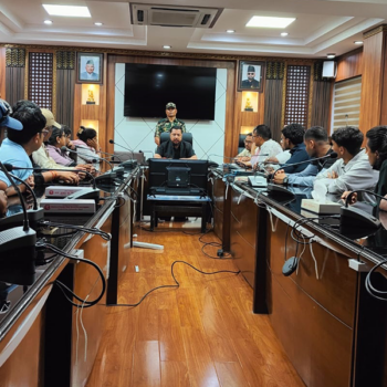 ‘कुनै माध्यमबाट टनेलभित्र अक्सिजन पुर्‍याउन प्रयास जारी छ’