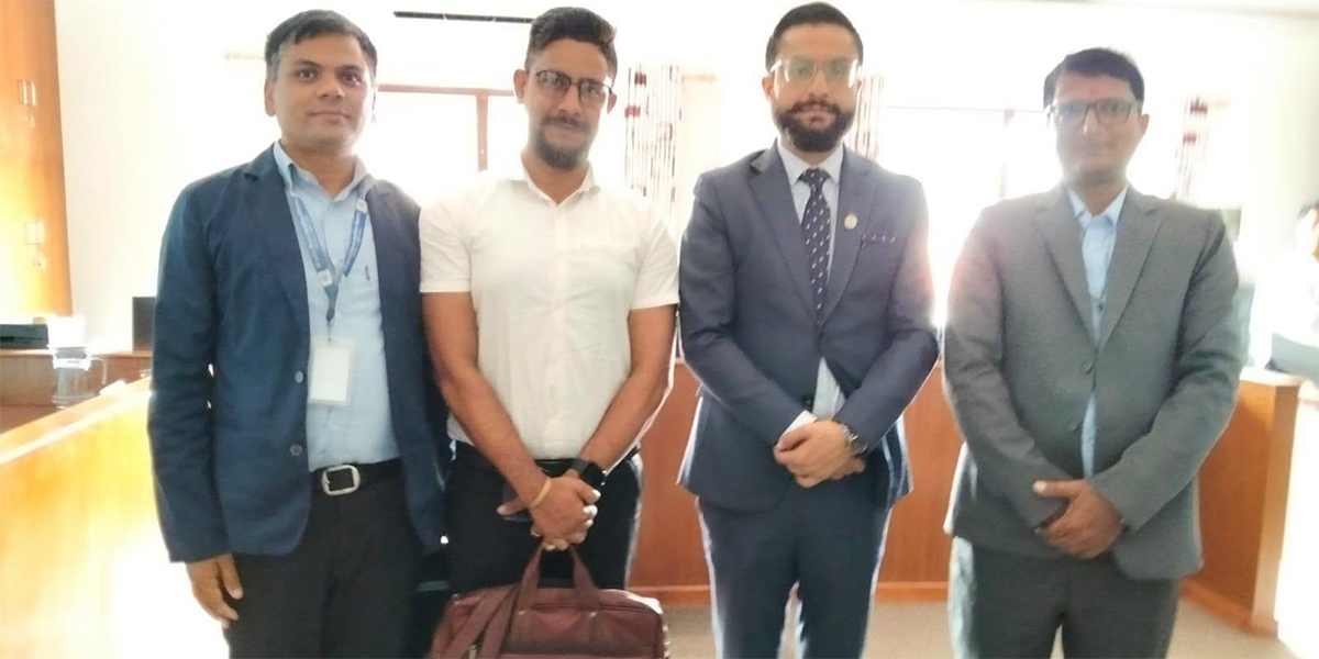 अनुदान शिक्षकको तलबभत्ता र स्थायित्वबारे शिक्षामन्त्रीसँग छलफल