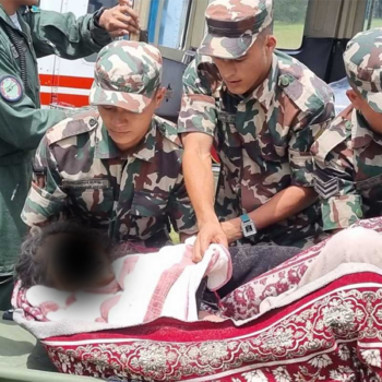 रसुवा बाढीका घाइते १३ जनाको काठमाडौँका अस्पतालमा उपचार