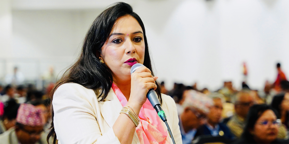सरकारलाई खुश्बु ओलीको सुझाव : ३५ वर्षमा हुन नसकेका काम गरेर उदाहरण दिनू