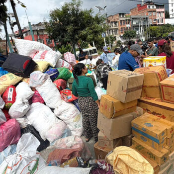 बाढी प्रभावितलाई होल्डिङ सेन्टरमै राहत वितरण