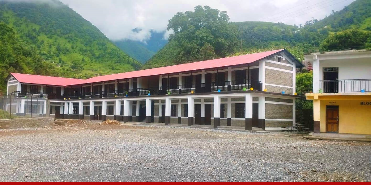कक्षाकोठा अभाव झेल्दै आएको विद्यालयमा थपिए १२ नयाँ कक्षाकोठा