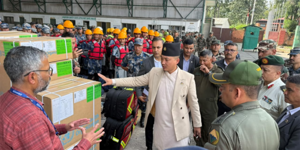 बाढी प्रभावित क्षेत्रमा उद्धार सामग्रीसहित सुरक्षा टोली परिचालन, गृहमन्त्रीले दिए आवश्यक निर्देशन