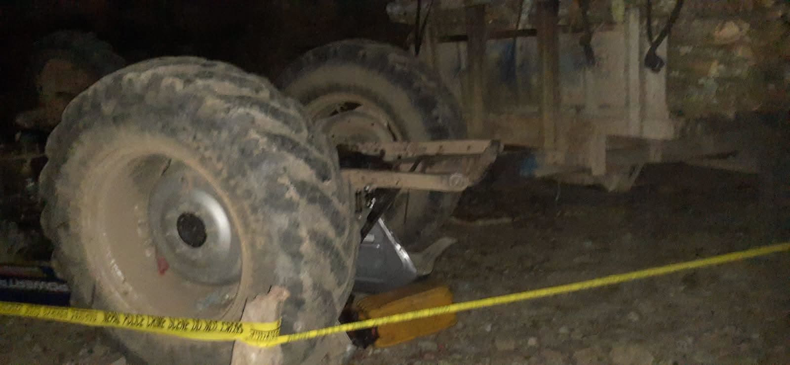 इलामको रोङमा ट्र्याक्टर दुर्घटना, चालकको मृत्यु
