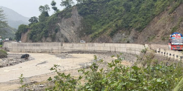 बीपी राजमार्गको ट्रयाकको काम केही दिन स्थगित गरिने