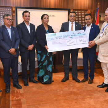 टेलिकमद्वारा प्रधानमन्त्री दैवी प्रकोप उद्धार कोषमा १० करोड नगद सहयोग