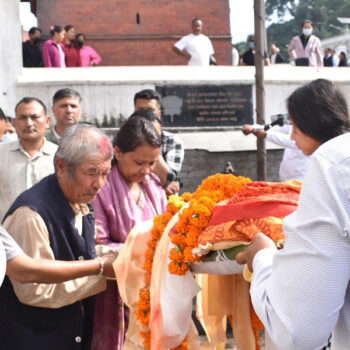भोटेकोशी बाढीमा वेपत्ता भएका पत्रकार थामी भेटिएनन्, कुशको शव बनाएर गरियो दाहसंस्कार