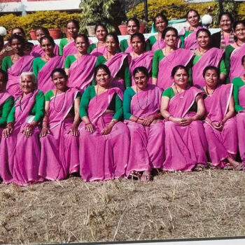 देउराली आमा समूहद्वारा प्रधानमन्त्री राहत कोषमा २६ हजार ५७५ रुपैयाँ सहयोग