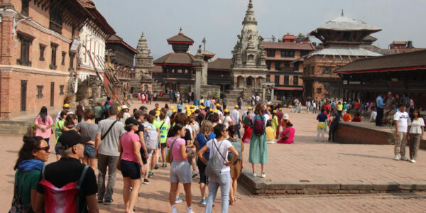 भक्तपुरमा प्रवेश शुल्क ‘अनौठो’ किसिमको, गैरसार्क मुलुकका व्यक्तिलाई २ हजार लिँदा सार्ककालाई जम्मा ५ सय