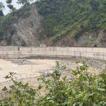 बीपी राजमार्गको निर्माणाधीन ‘ट्रयाक’ को काम केही दिन स्थगित गरिने