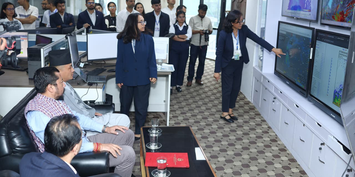 वर्षाको गतिविधि बढ्ने भन्ने विषयमा मन्त्रीद्वयले लिए जानकारी
