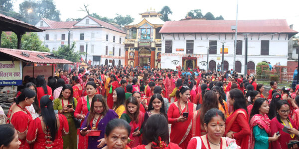 पशुपतिमा तीनको रौनक (तस्बिरहरू)