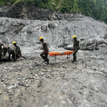 भोटेकोशी बाढी : त्रिशूली–३ ‘ए’ मा यसरी हुँदैछ खोज तथा उद्धार