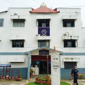 भन्सार छलीका ९ लाखभन्दा बढीका मोबाइल पार्टपुर्जा बरामद