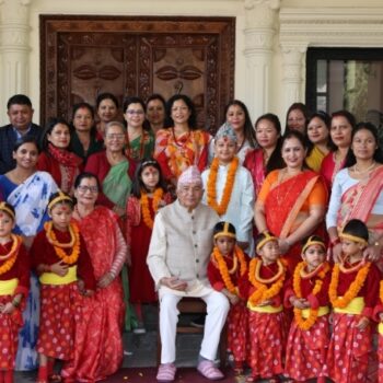 राष्ट्रपतिद्वारा नवकन्याको पूजाआर्चना
