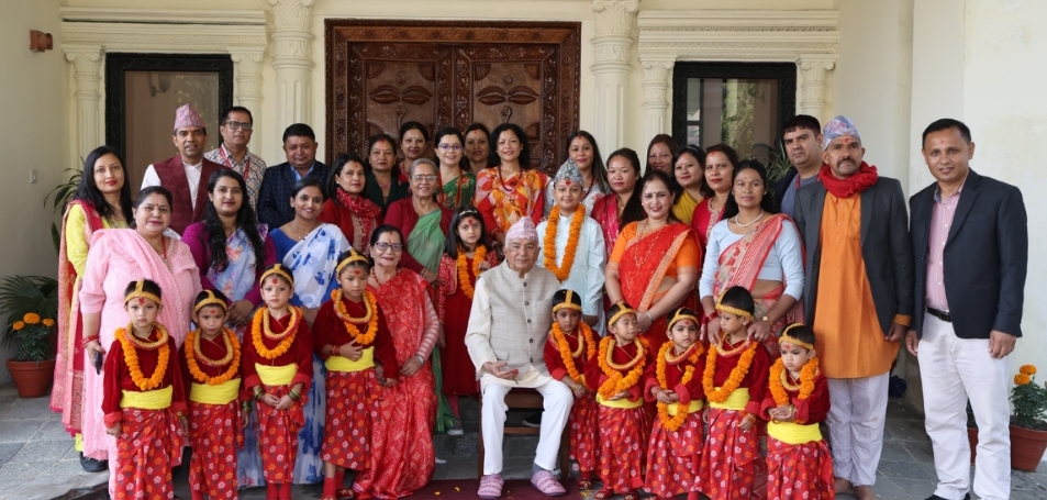 राष्ट्रपतिद्वारा नवकन्याको पूजाआर्चना