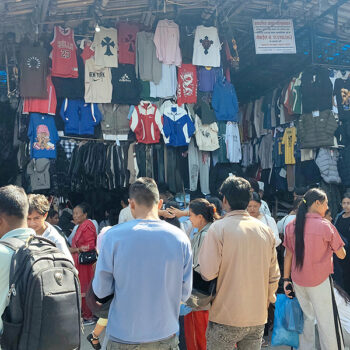 काठमाडौँका खुला बजारमा बढ्यो दसैँको चहलपहल