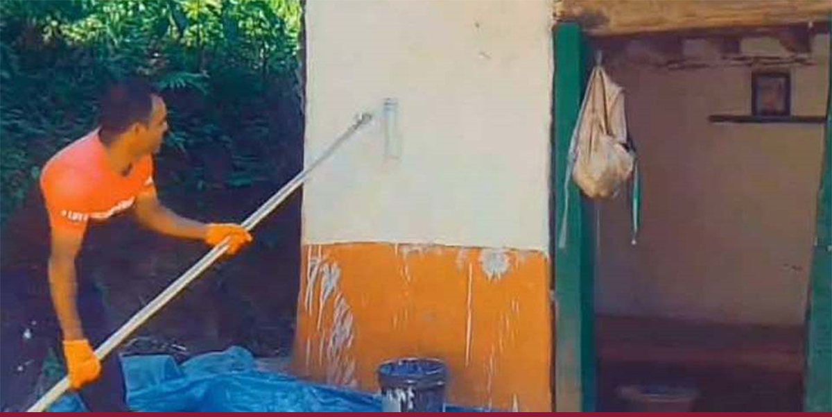 दसैँमा रातो माटो र कमेरोले घर पोत्ने चलन हराउँदै