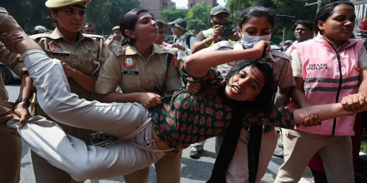 दिल्लीमा ‘सीजेपी’ को प्रदर्शन, प्रहरीद्वारा लाठी चार्ज, पत्रकारसहित प्रदर्शनकारी नियन्त्रणमा