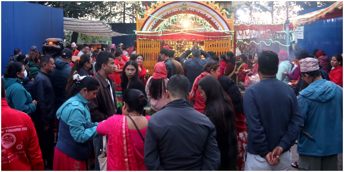 नवरात्रको छैटौँ दिन : कात्यायनीको पूजा गरिँदै