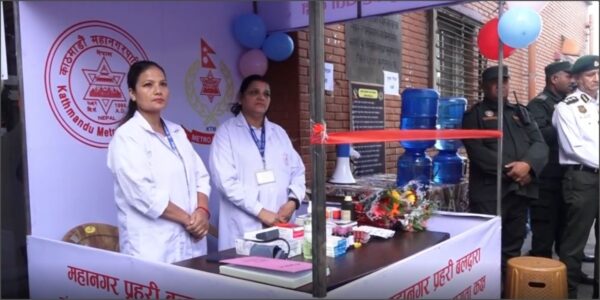 सैँमा घर जाने यात्रुका लागि निःशुल्क स्वास्थ्य परीक्षण