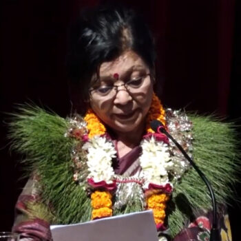 वीणा जोशीलाई मदन पुरस्कार प्रदान