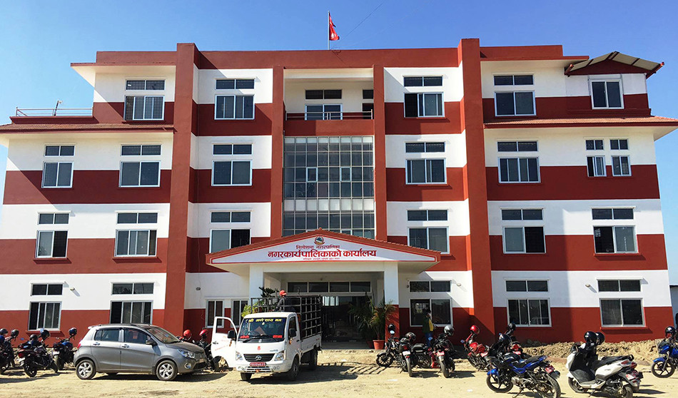 तिलोत्तमा नगरको ‘सफाइ अभियान’, नियम तोड्नेलाई जरिवाना