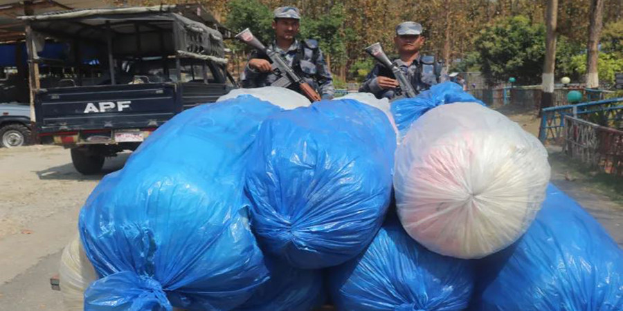 ७५० केजी गाँजासहित दुई पक्राउ